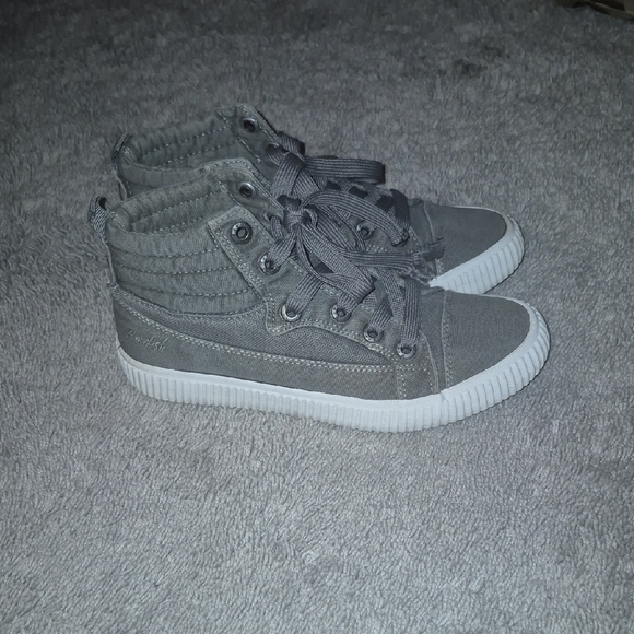 Gray Blowfish Sneakers Size 7.5 - Picture 8 of 8